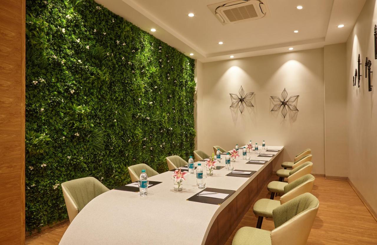 Click Hotel Bangalore - International Airport Devanahalli Bagian luar foto