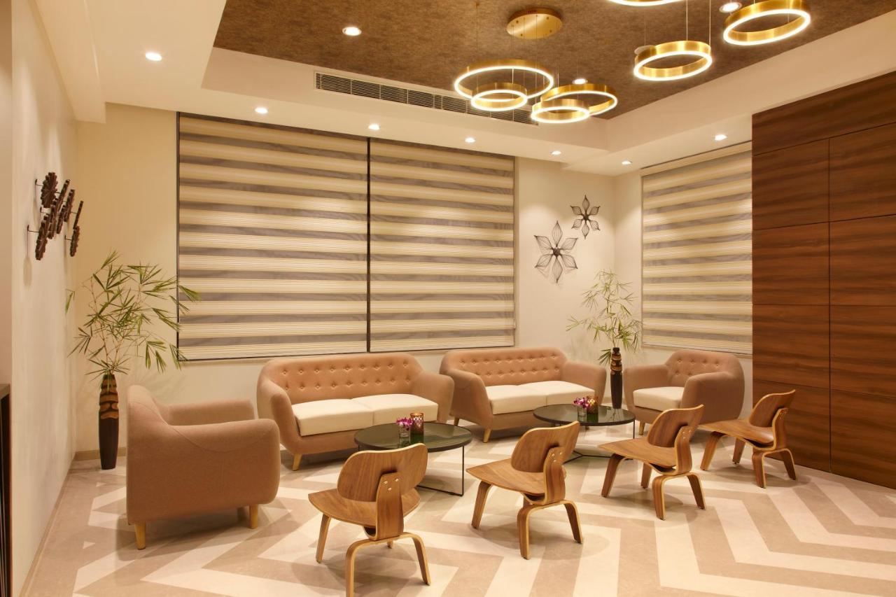 Click Hotel Bangalore - International Airport Devanahalli Bagian luar foto