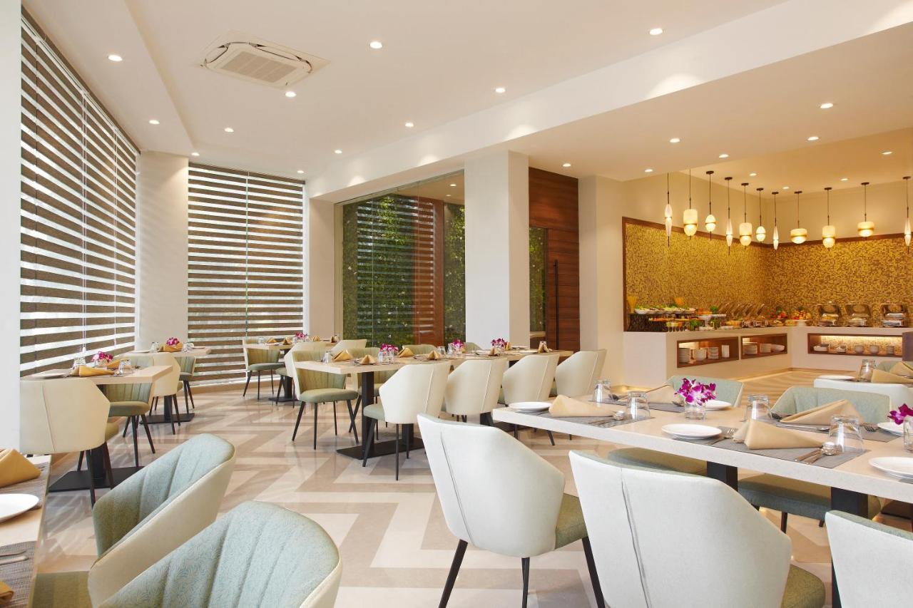 Click Hotel Bangalore - International Airport Devanahalli Bagian luar foto