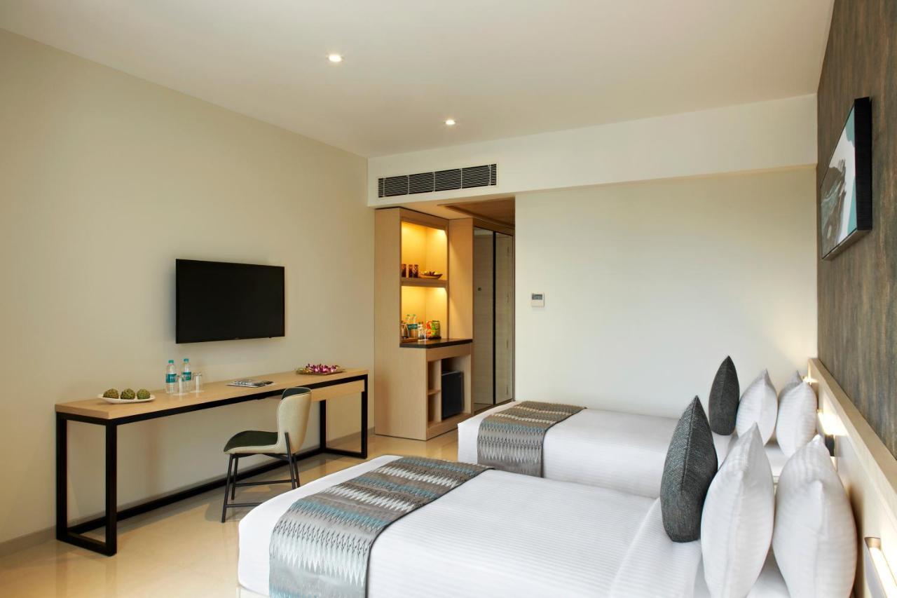 Click Hotel Bangalore - International Airport Devanahalli Bagian luar foto