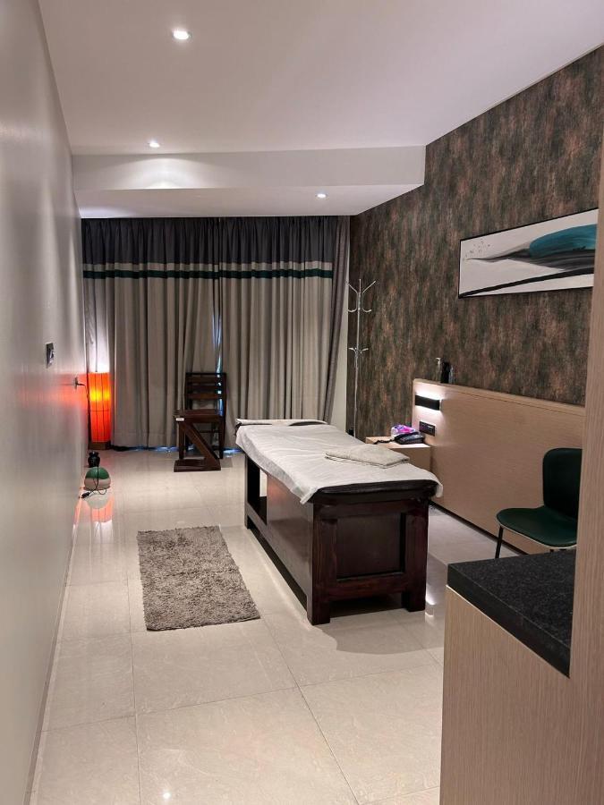 Click Hotel Bangalore - International Airport Devanahalli Bagian luar foto