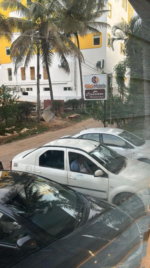Click Hotel Bangalore - International Airport Devanahalli Bagian luar foto