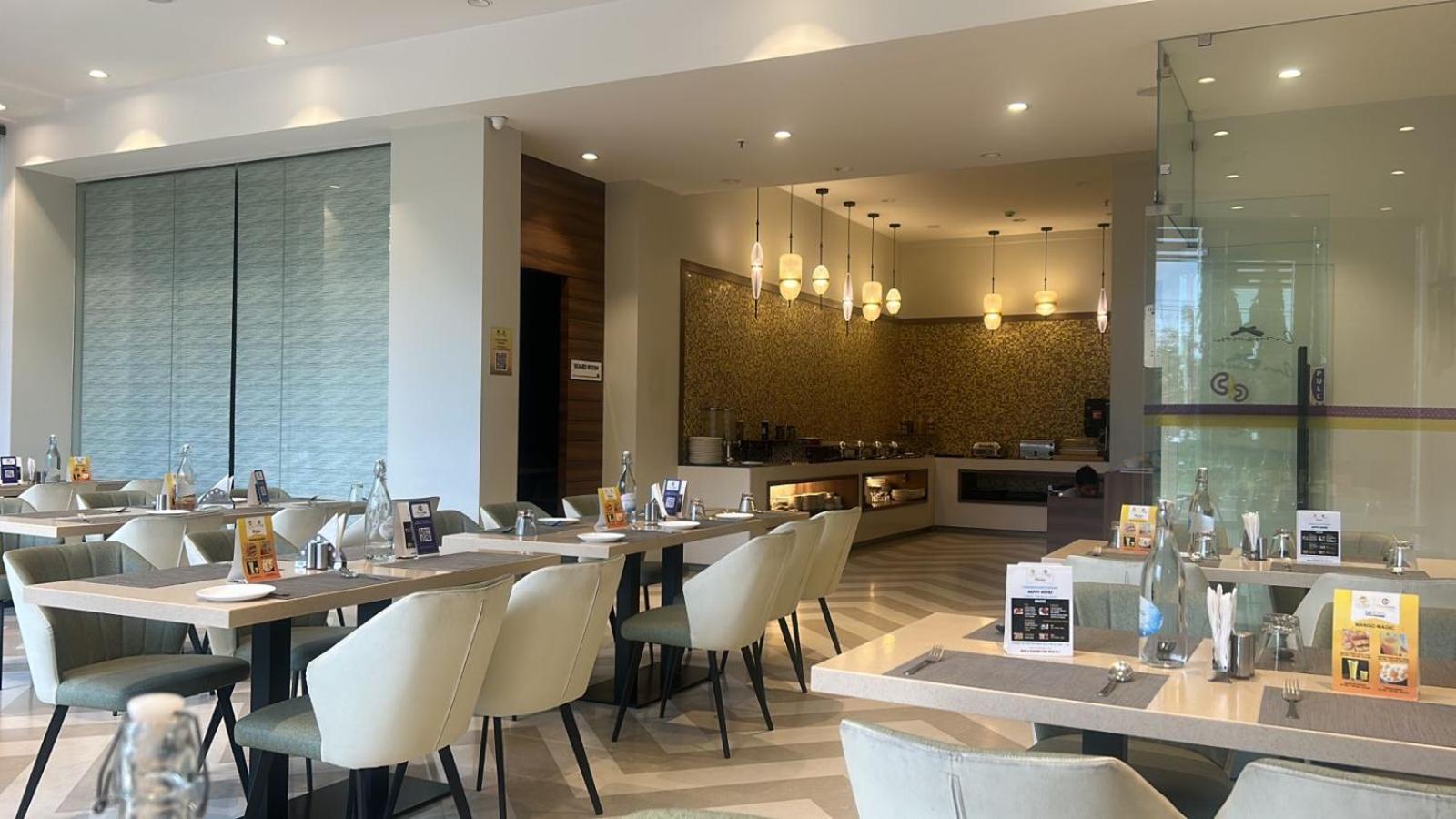 Click Hotel Bangalore - International Airport Devanahalli Bagian luar foto